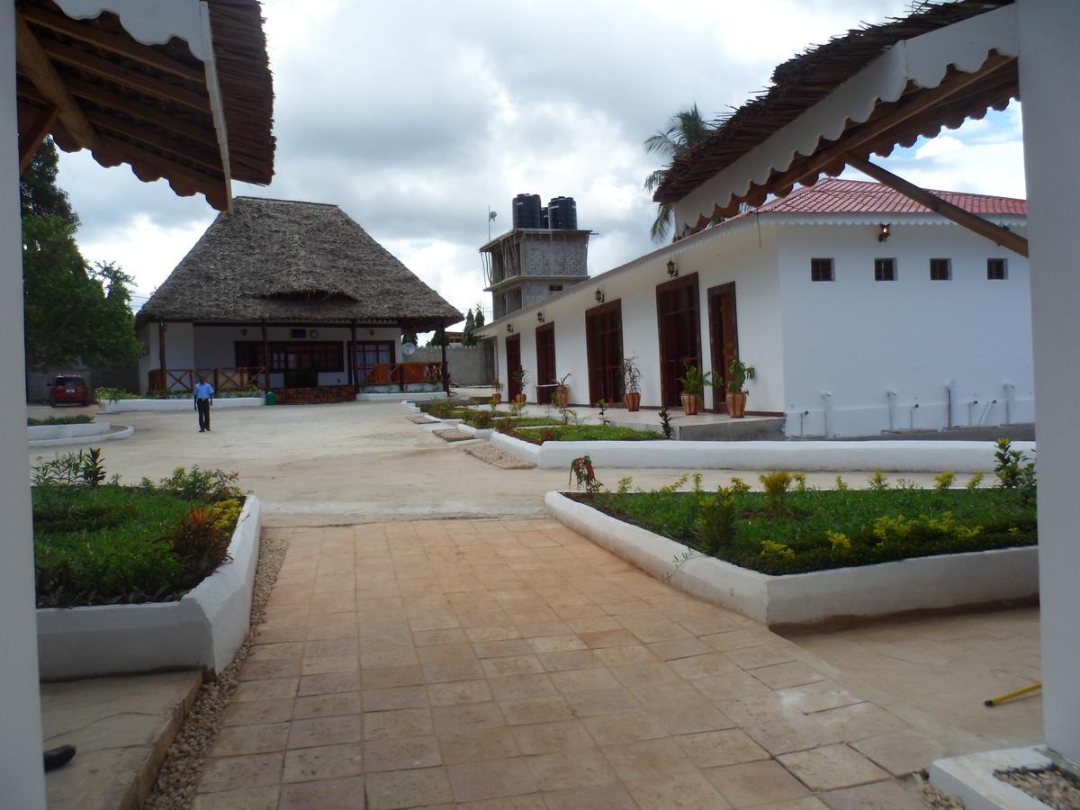 Amaan Ocean Hotel Kihinani Bububu Экстерьер фото