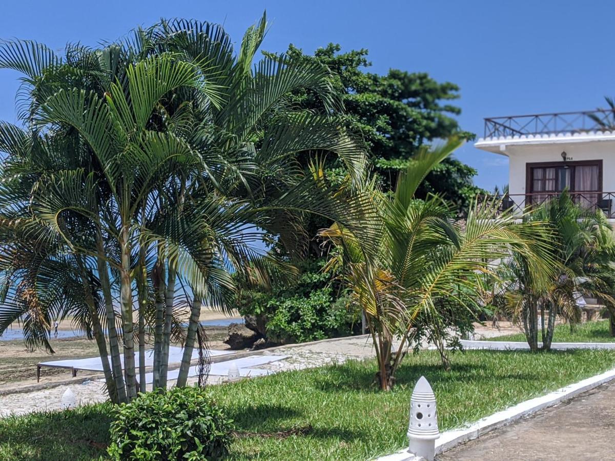 Amaan Ocean Hotel Kihinani Bububu Экстерьер фото