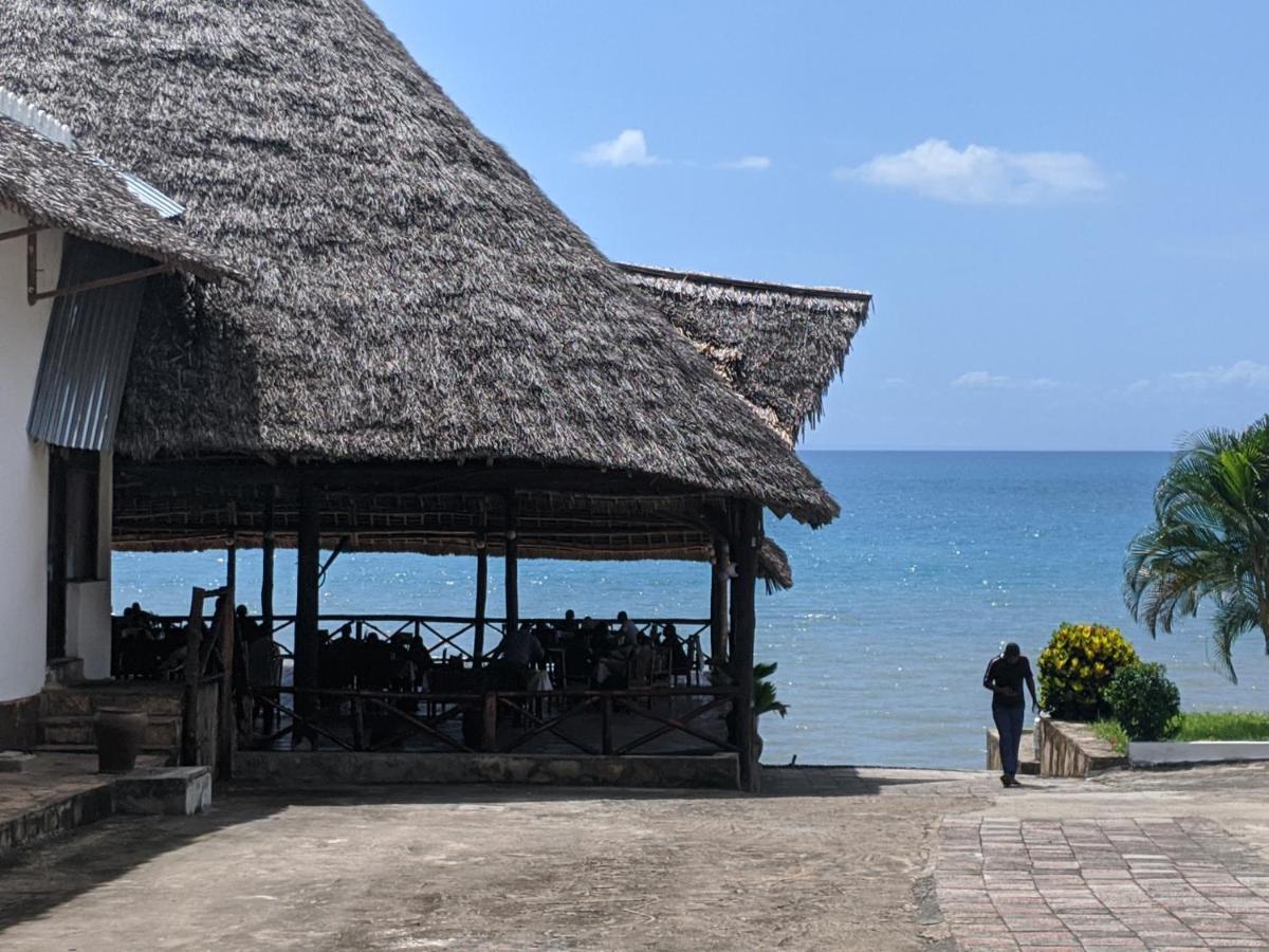 Amaan Ocean Hotel Kihinani Bububu Экстерьер фото