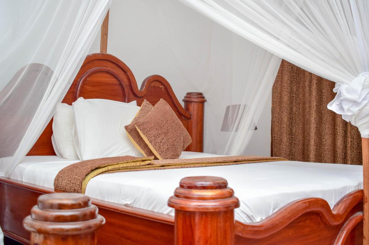 Amaan Ocean Hotel Kihinani Bububu Экстерьер фото