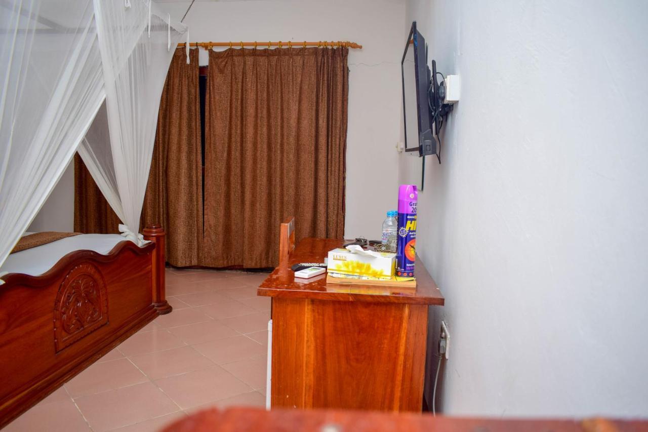 Amaan Ocean Hotel Kihinani Bububu Экстерьер фото